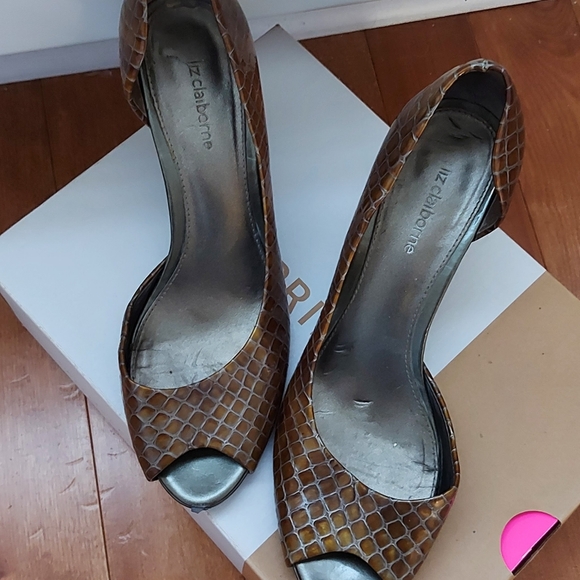 Peep toe shoes - Picture 4 of 6